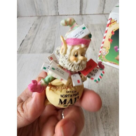 Enesco crinkles Sandi zimnicki North Pole village mail post office vintage rare - Picture 7 of 10